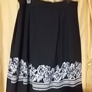 Elegant Black Floral Skirt/Black Skirt